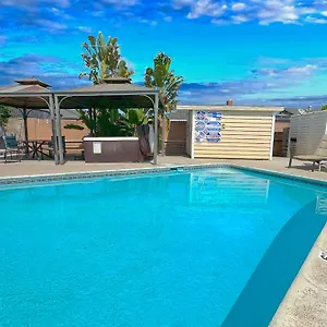 Orchard Disneyland 5 Bedroom Pool Villa
